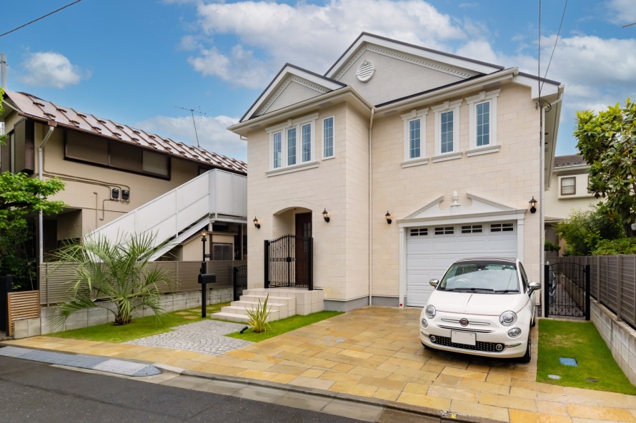 東京都杉並区 地中海スタイルの新築エクステリア