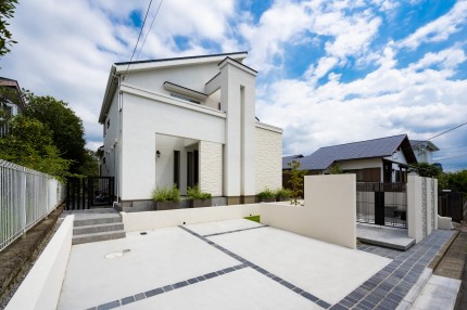 2台分の駐車場スペース