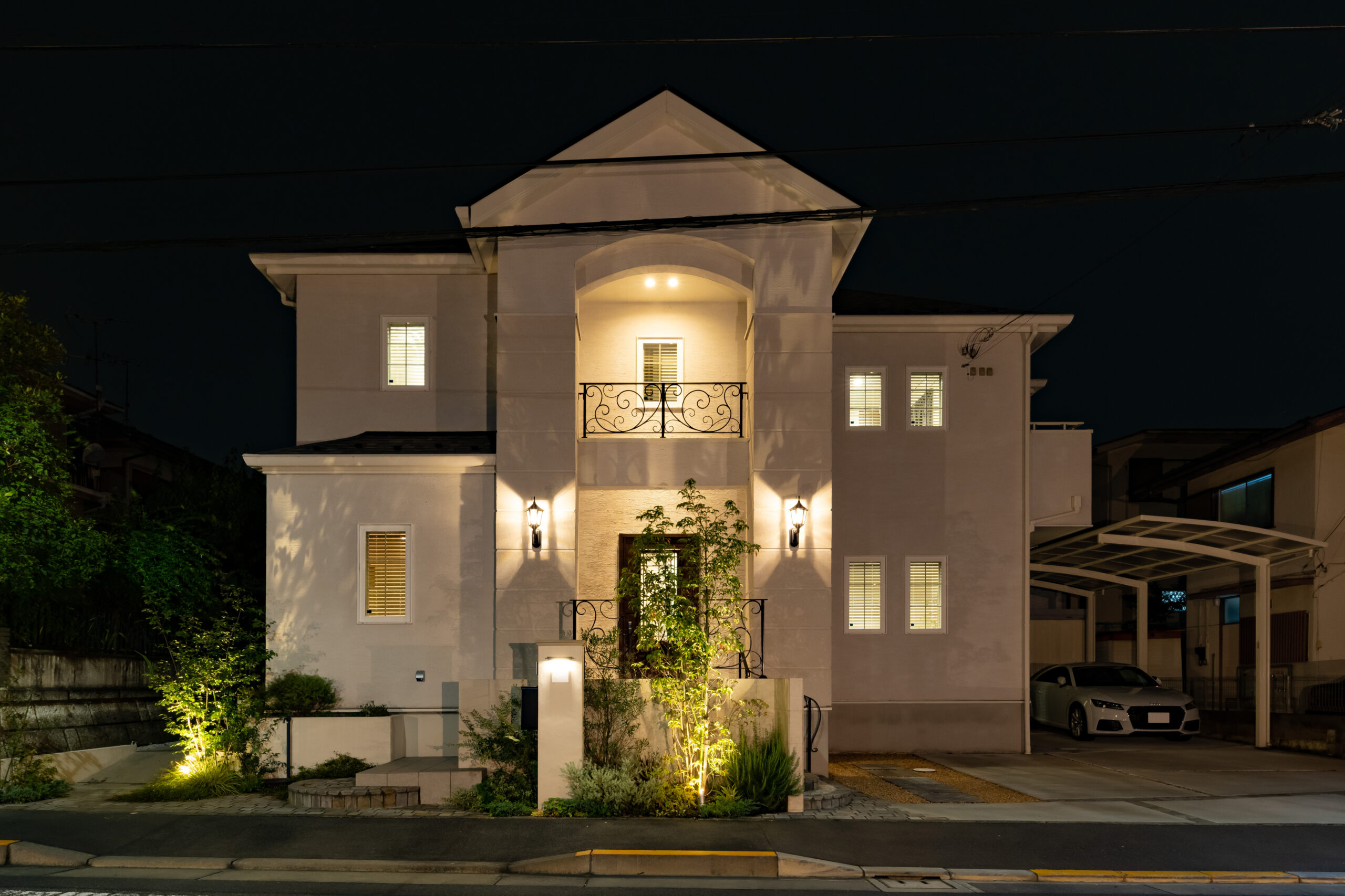 外構と合わせて作られた家