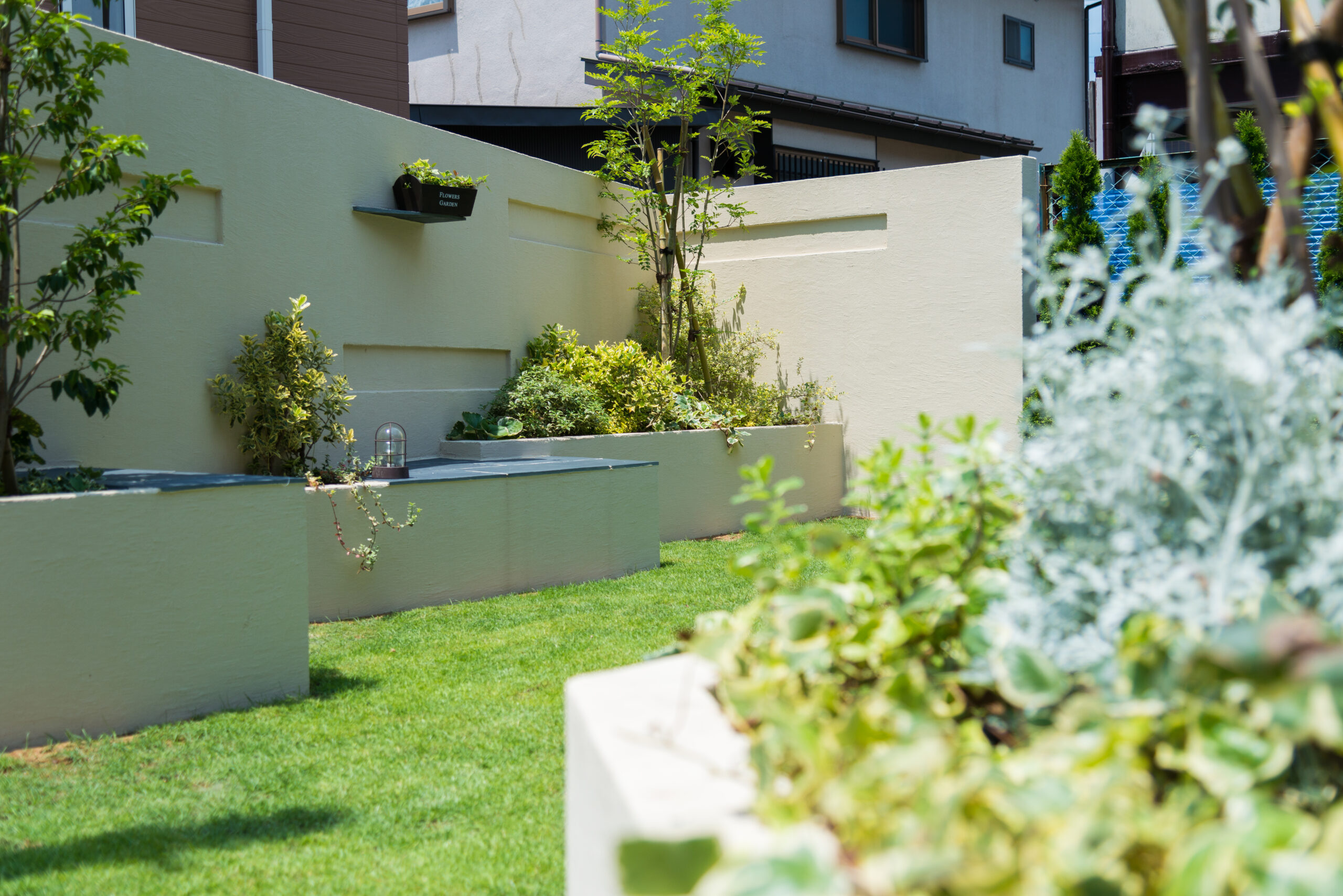 広々とした芝生のあるお家